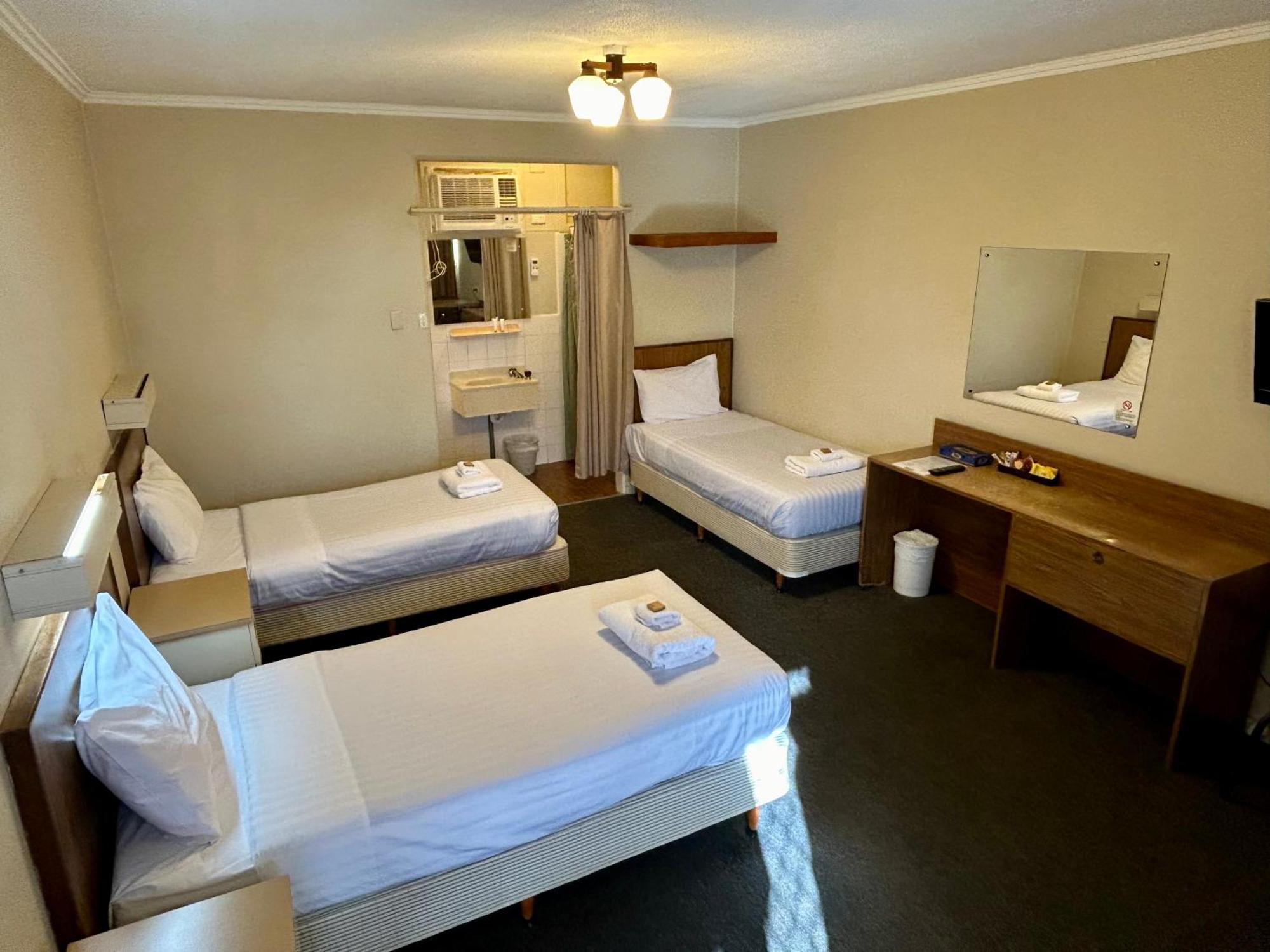 Econo Lodge Port Augusta Bagian luar foto