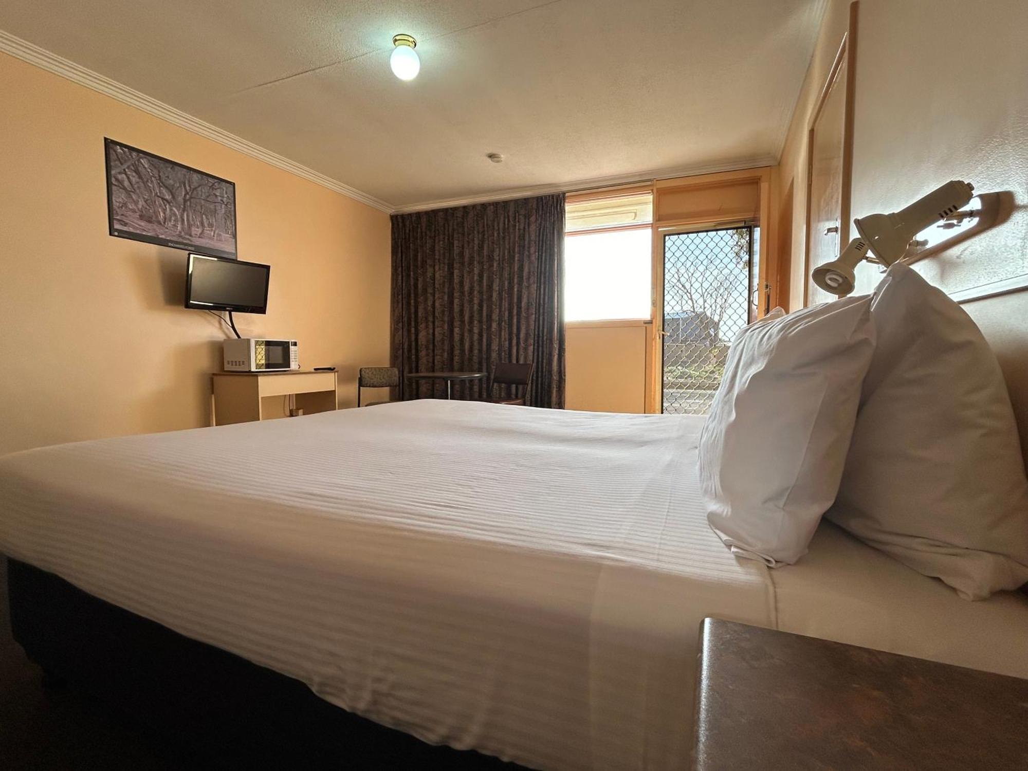 Econo Lodge Port Augusta Bagian luar foto