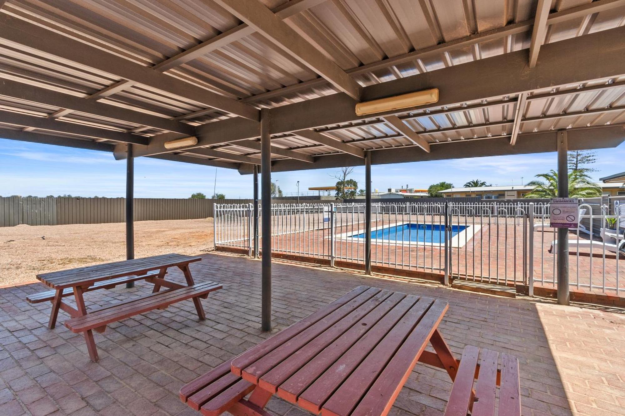 Econo Lodge Port Augusta Bagian luar foto