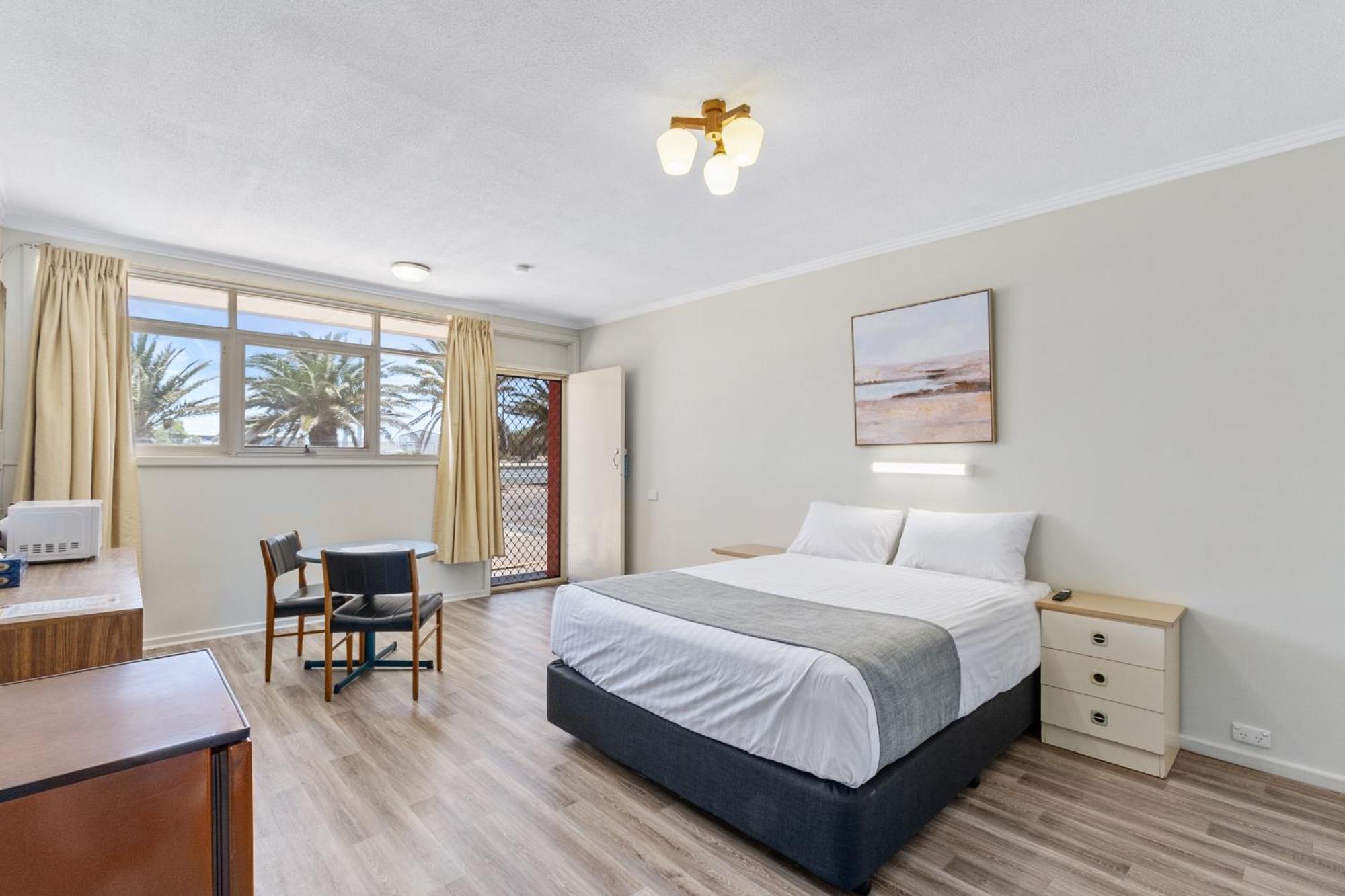 Econo Lodge Port Augusta Bagian luar foto