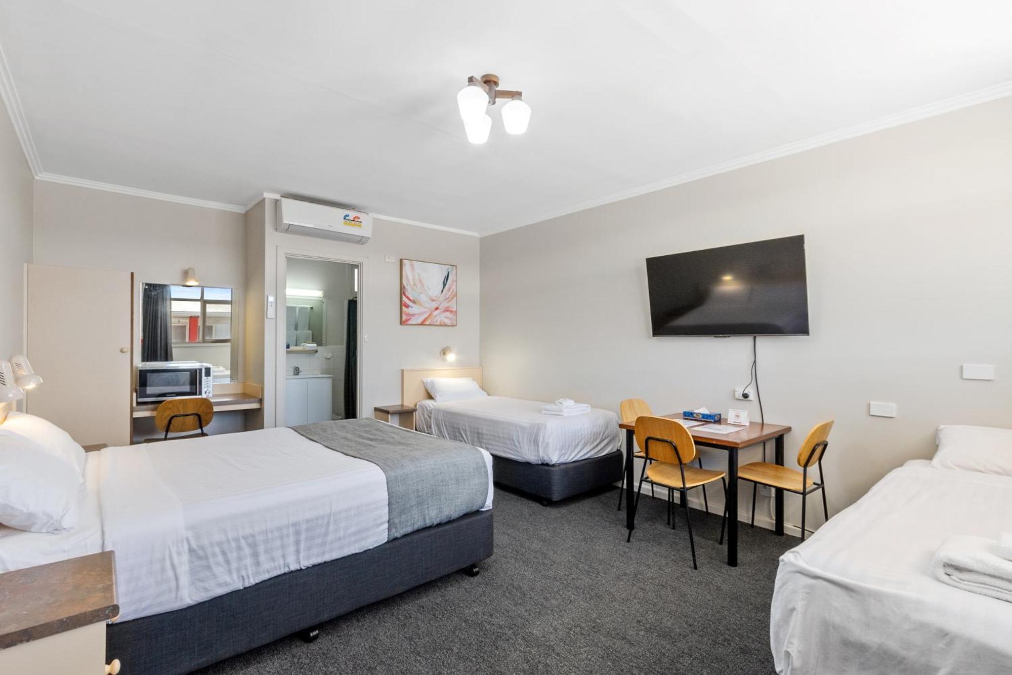 Econo Lodge Port Augusta Bagian luar foto